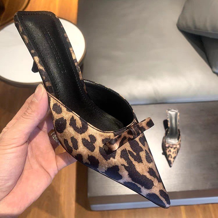 women's leopard-print pointed  - огляд і ціна Ethnic And Fashion