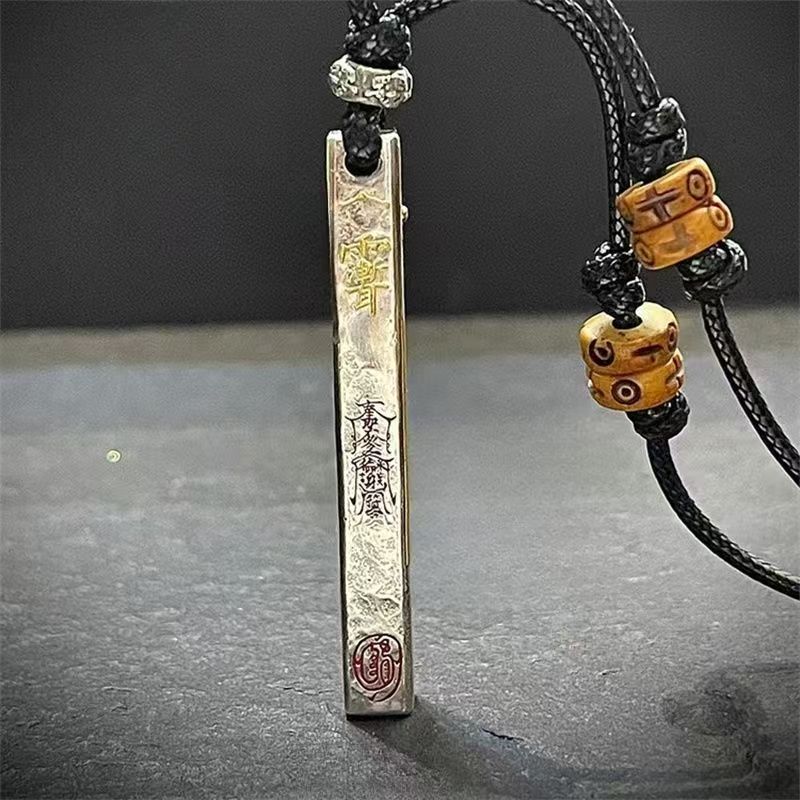 Five-way God of Wealth Pendant - огляд і ціна Ethnic Fashion Way