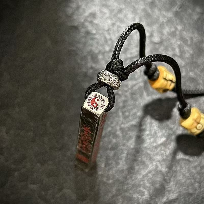 Five-way God of Wealth Pendant - огляд і ціна Ethnic Fashion Way