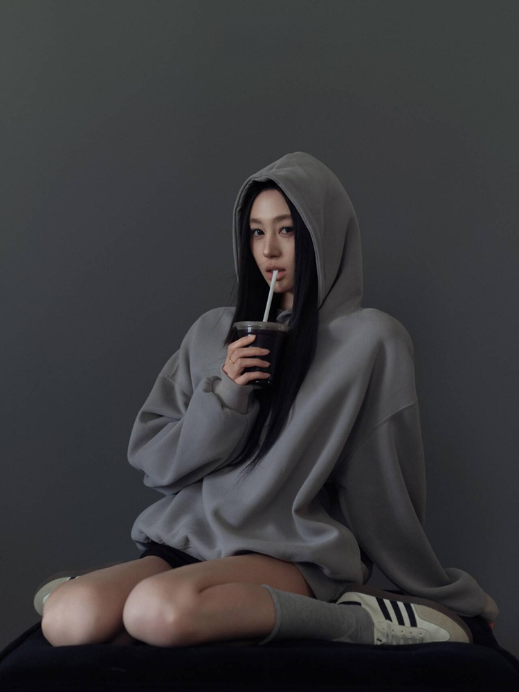 Gray Mood Portrait Theme Photo - огляд і ціна Ethnic Fashion Photography