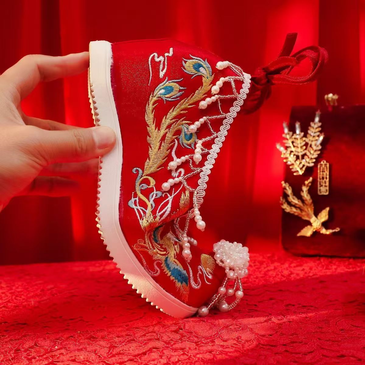 Women New Red Embroidered Wedd - огляд і ціна Ethnic Style